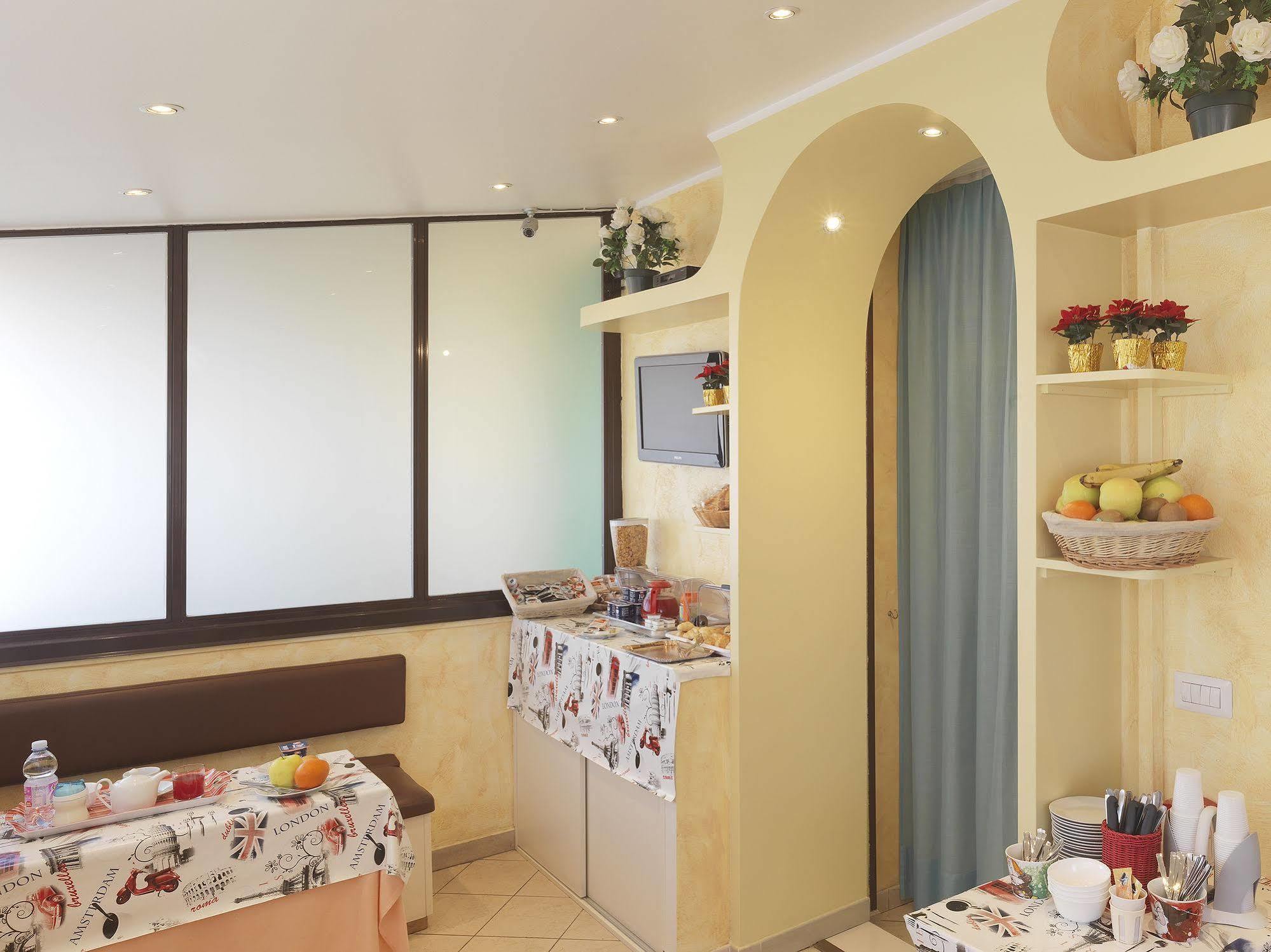 Hotel Arco Romana Milánó Kültér fotó